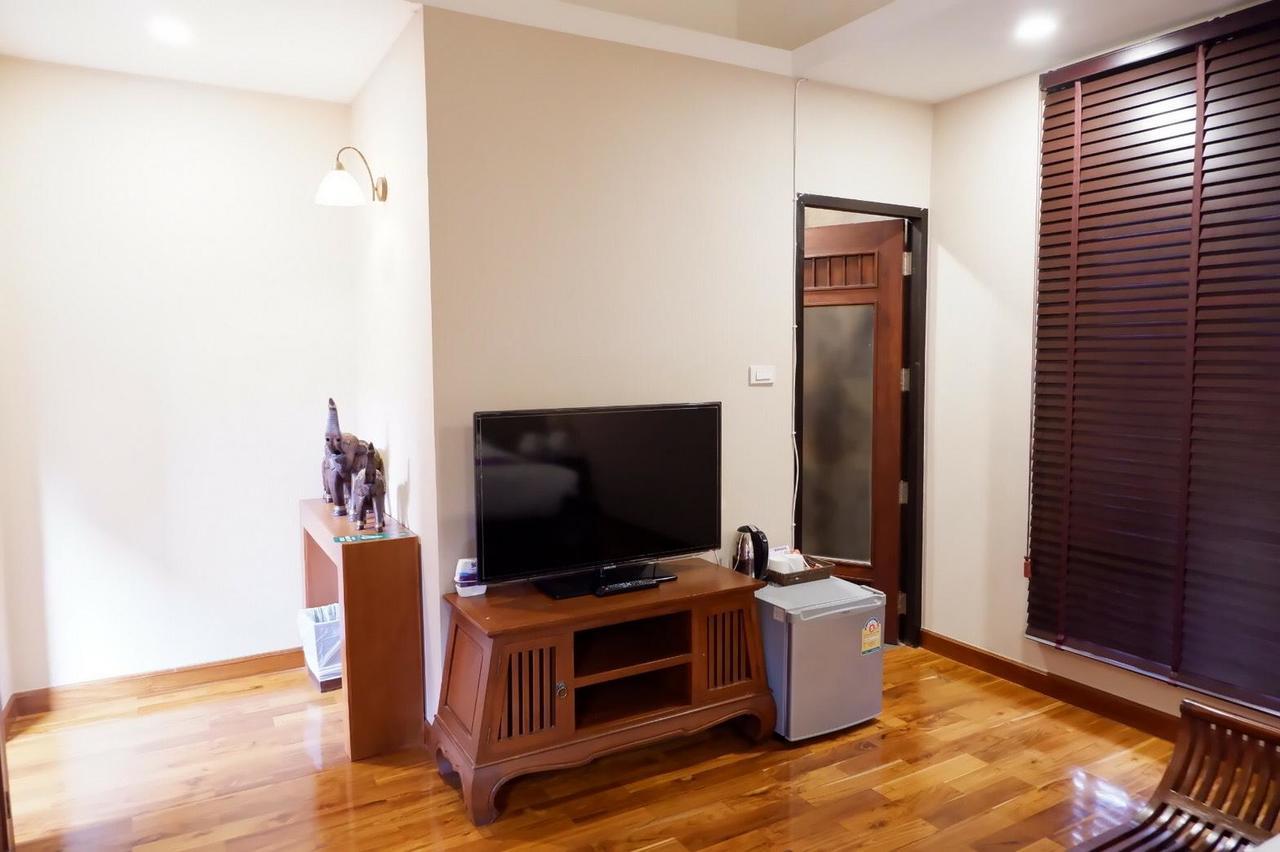 Yotaka Boutique Hotel בנגקוק מראה חיצוני תמונה