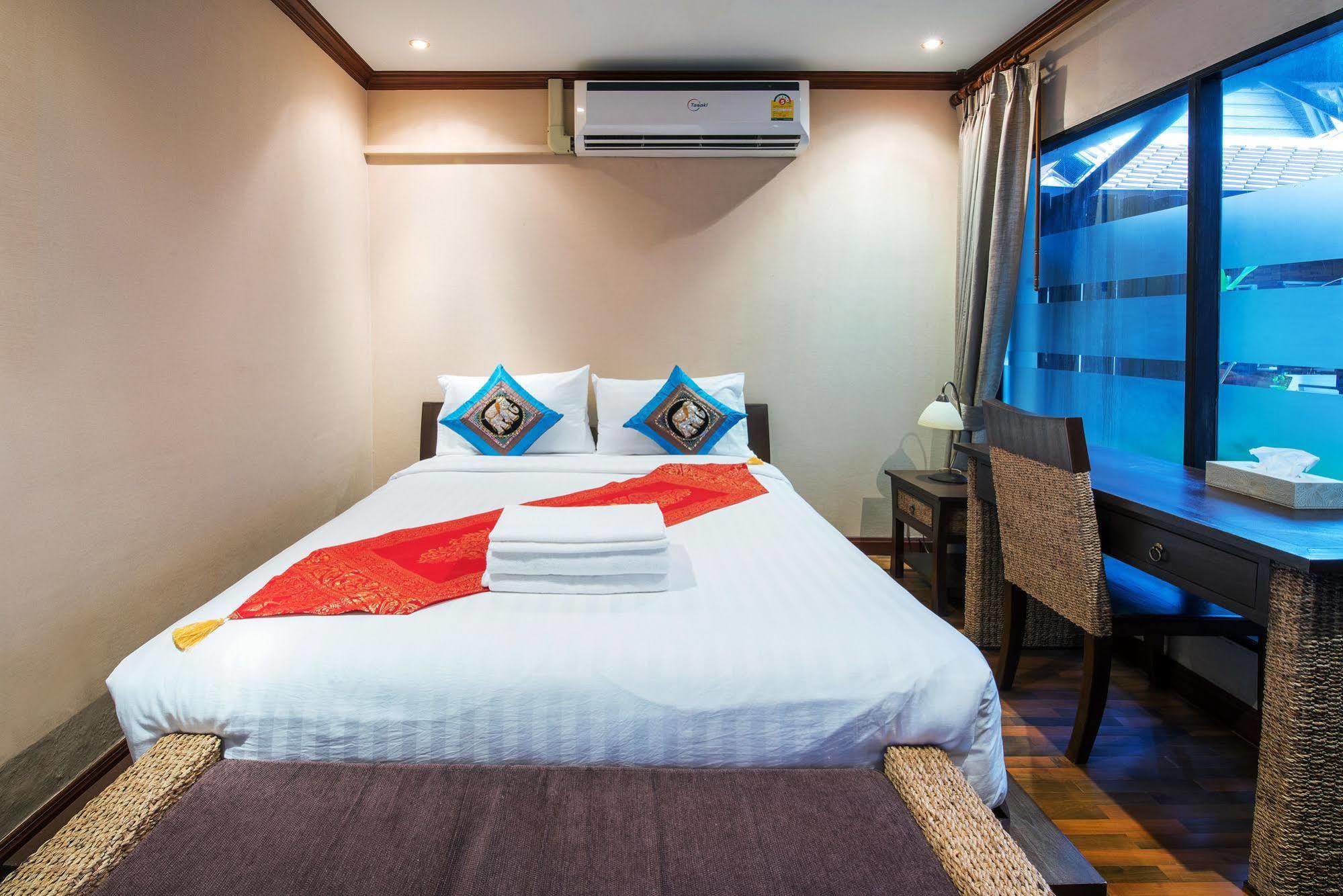 Yotaka Boutique Hotel בנגקוק מראה חיצוני תמונה